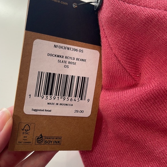 NWT The North Face Beanie - Picture 2 of 3